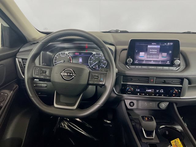 Used 2026 Nissan Rogue Dark Armor FWD image 19