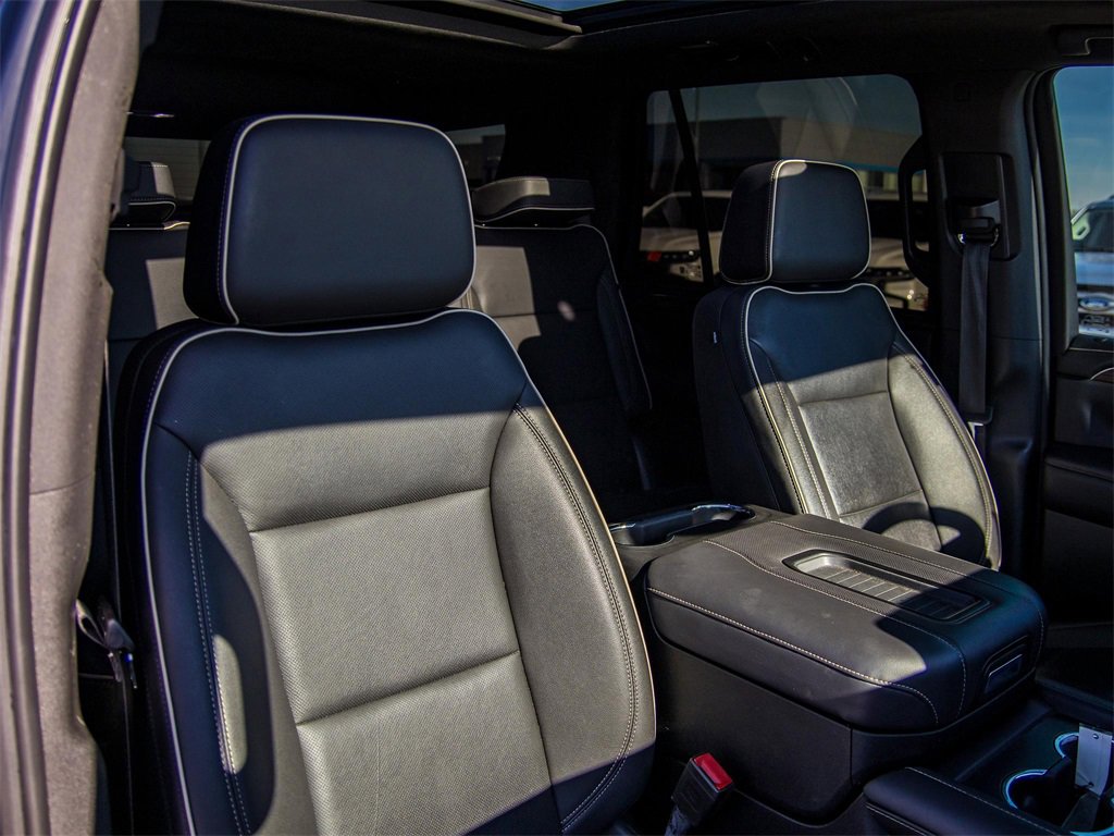 Used 2023 Chevrolet Tahoe Premier image 15