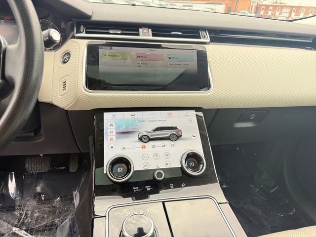 Used 2019 Land Rover Range Rover Velar S image 15