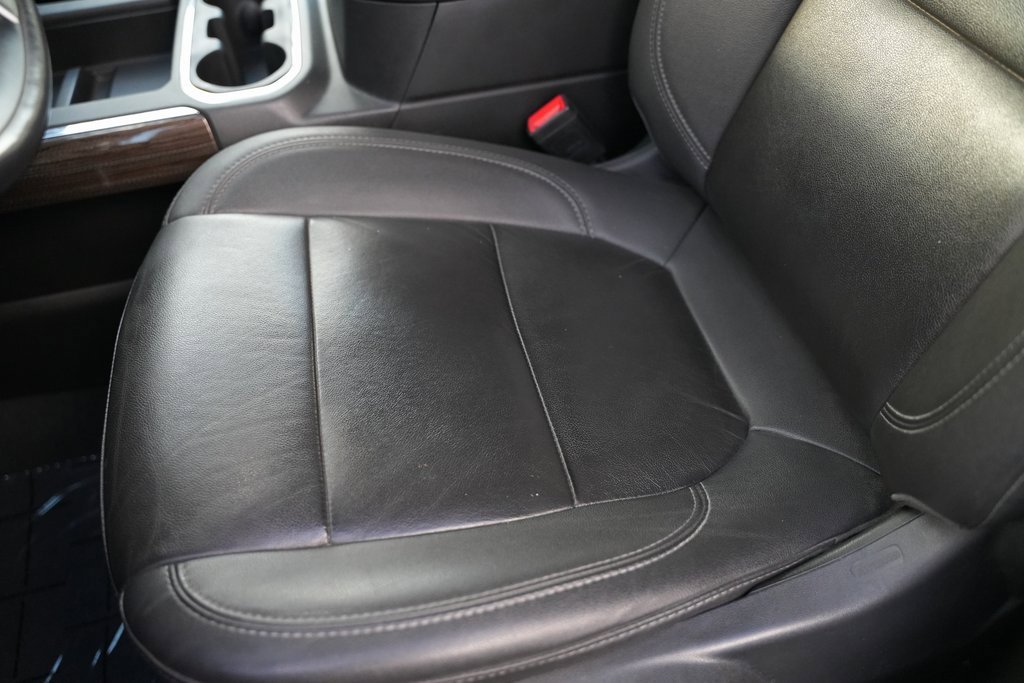 Used 2022 Chevrolet Silverado 2500 LT w/ Convenience Package image 34