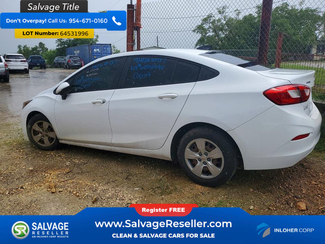 Used 2018 Chevrolet Cruze LS FWD image 3