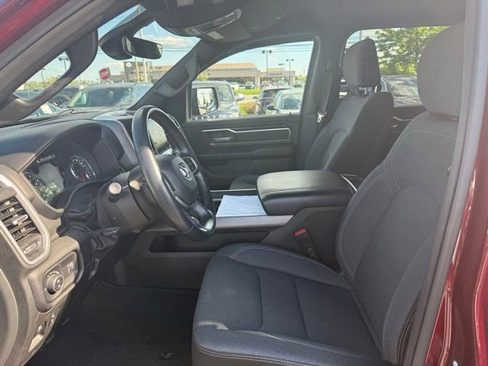 Used 2022 RAM 1500 Big Horn AWD/4WD image 8