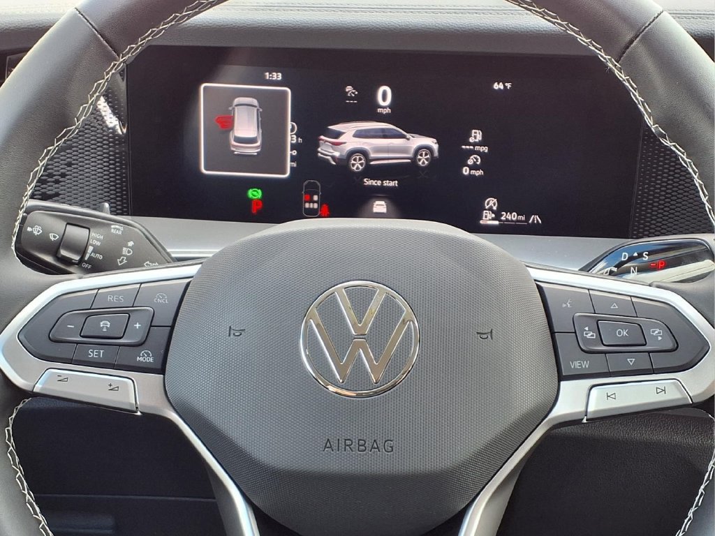 New 2026 Volkswagen Tiguan SE AWD/4WD image 18