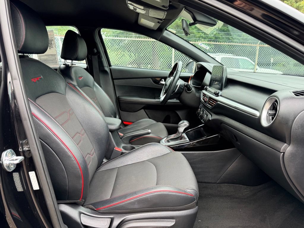 Used 2021 Kia Forte GT w/ GT2 Package FWD image 9
