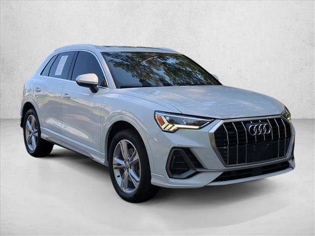Used 2020 Audi Q3 2.0T Premium Plus w/ Premium Plus Package AWD/4WD video 3