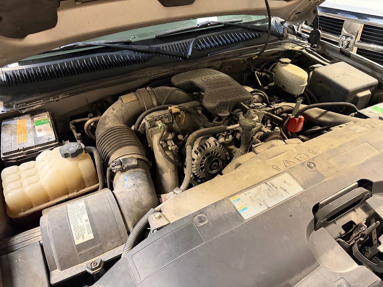 Used 2006 Chevrolet Silverado 2500 LT w/ Skid Plate Package AWD/4WD image 17