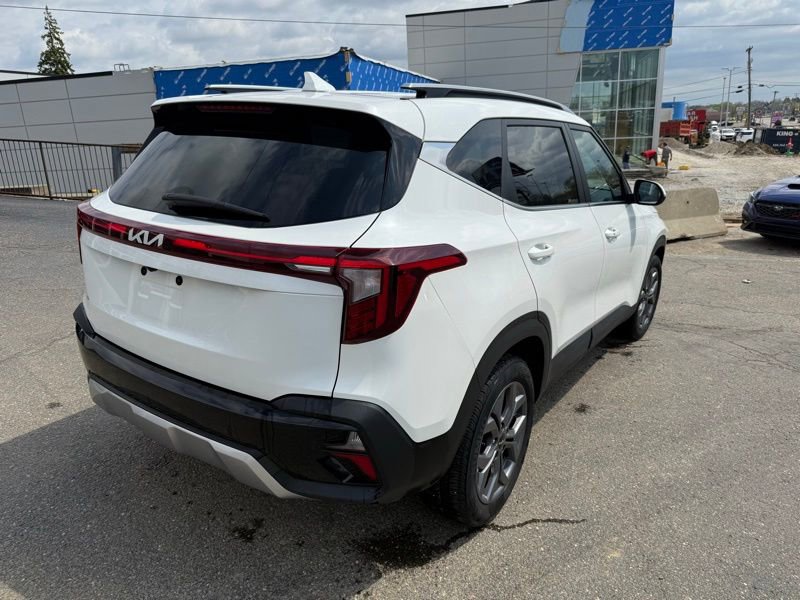 Certified 2024 Kia Seltos S image 7