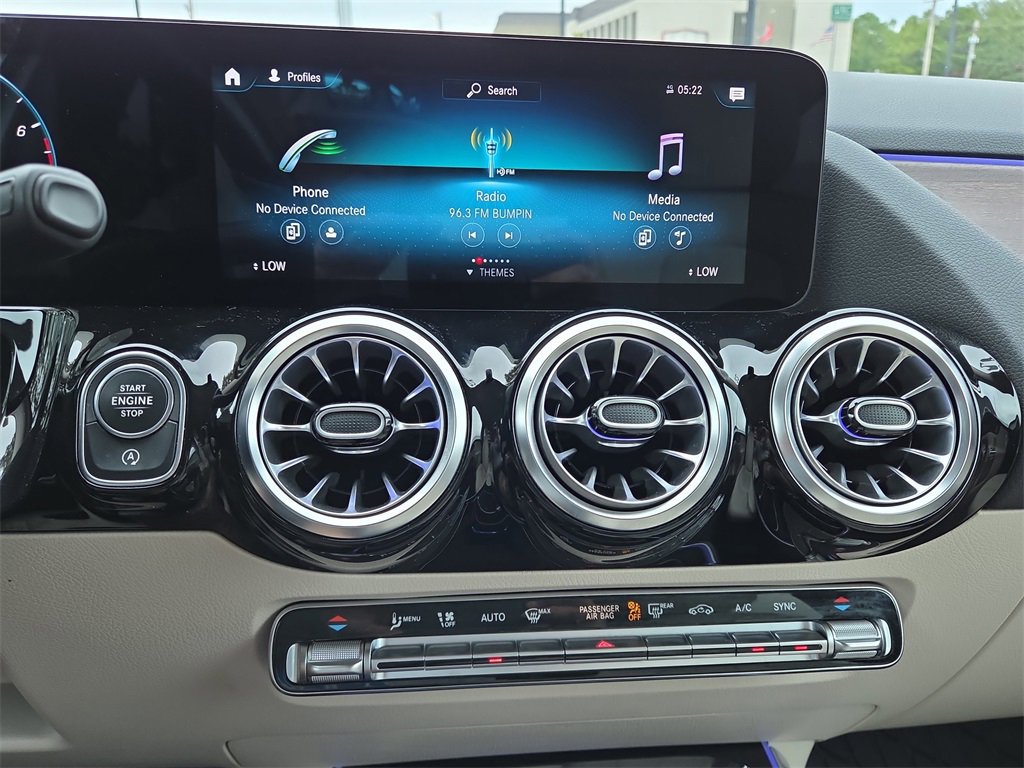 Certified 2022 Mercedes-Benz GLA 250 4MATIC image 24