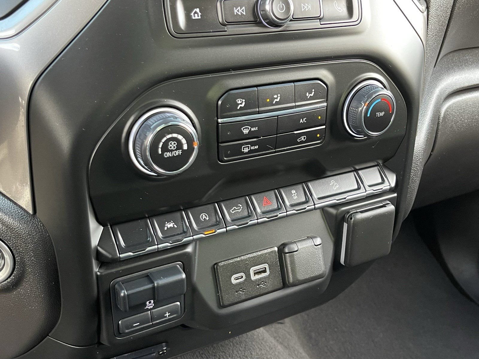 Certified 2024 Chevrolet Silverado 1500 Custom Trail Boss AWD/4WD image 26