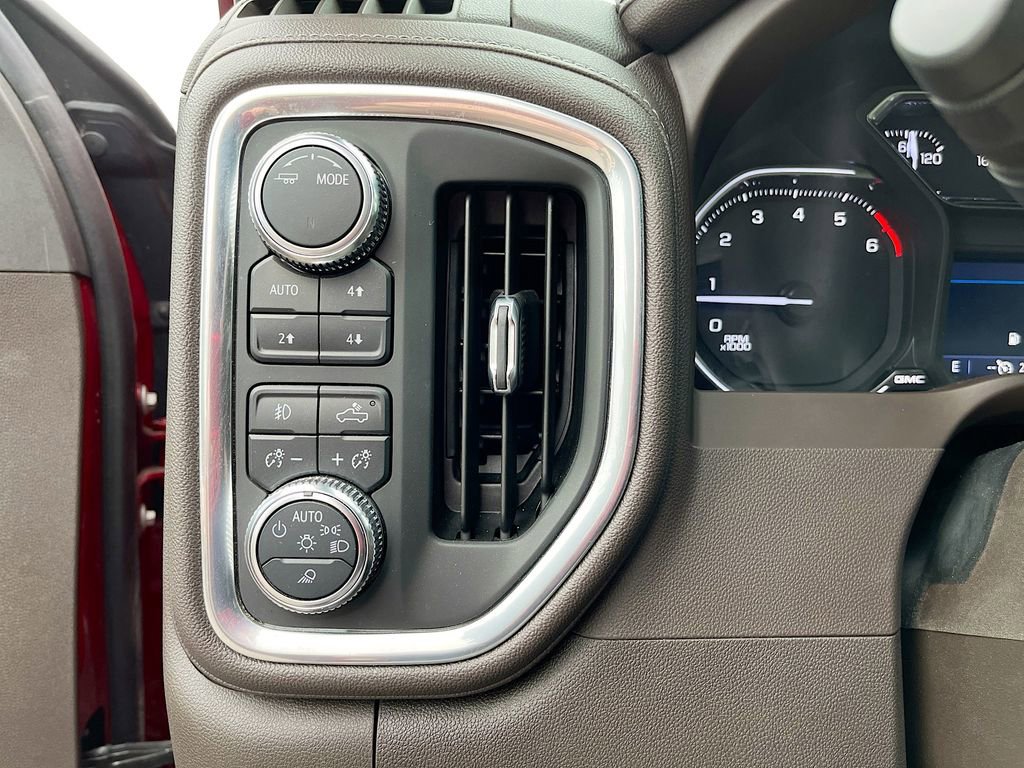 Used 2022 GMC Sierra 1500 SLT w/ SLT Premium Package image 10