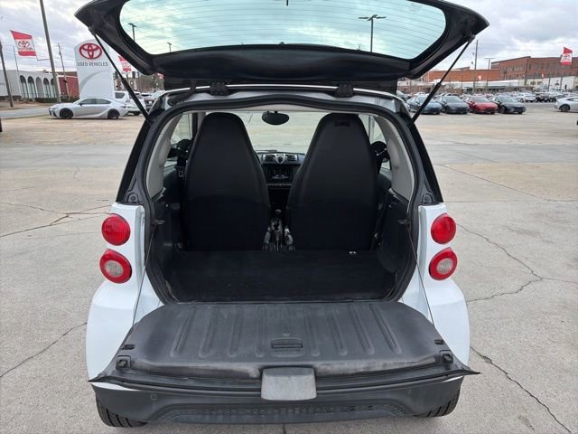 Used 2015 smart fortwo passion image 10
