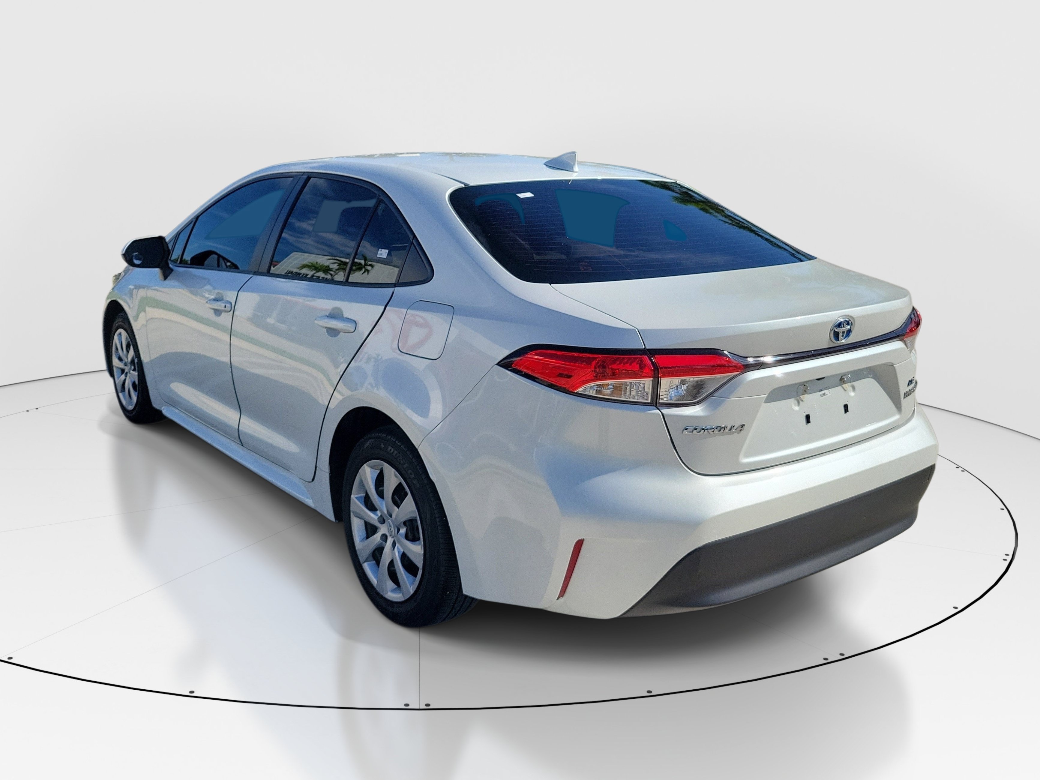 Certified 2024 Toyota Corolla LE FWD image 5