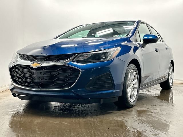 Used 2019 Chevrolet Cruze LT w/ Convenience Package FWD image 28