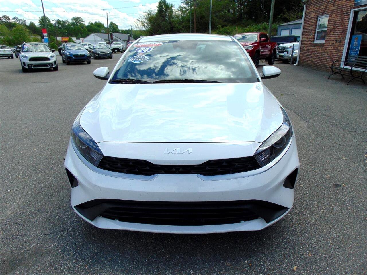 Used 2024 Kia Forte LXS image 2