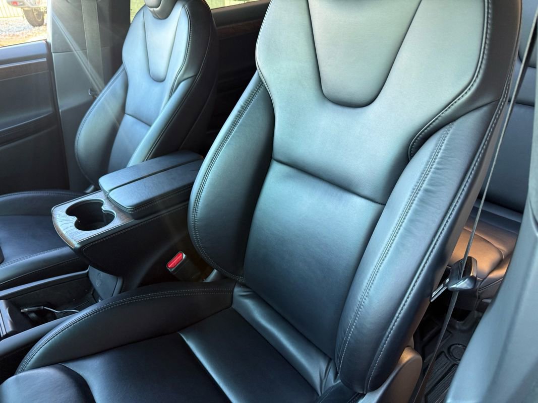Used 2020 Tesla Model X Long Range image 30