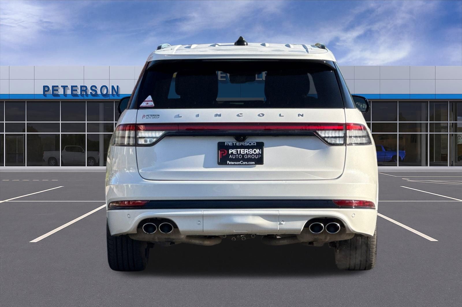 Used 2025 Lincoln Aviator Reserve w/ Luxury Package AWD/4WD image 5