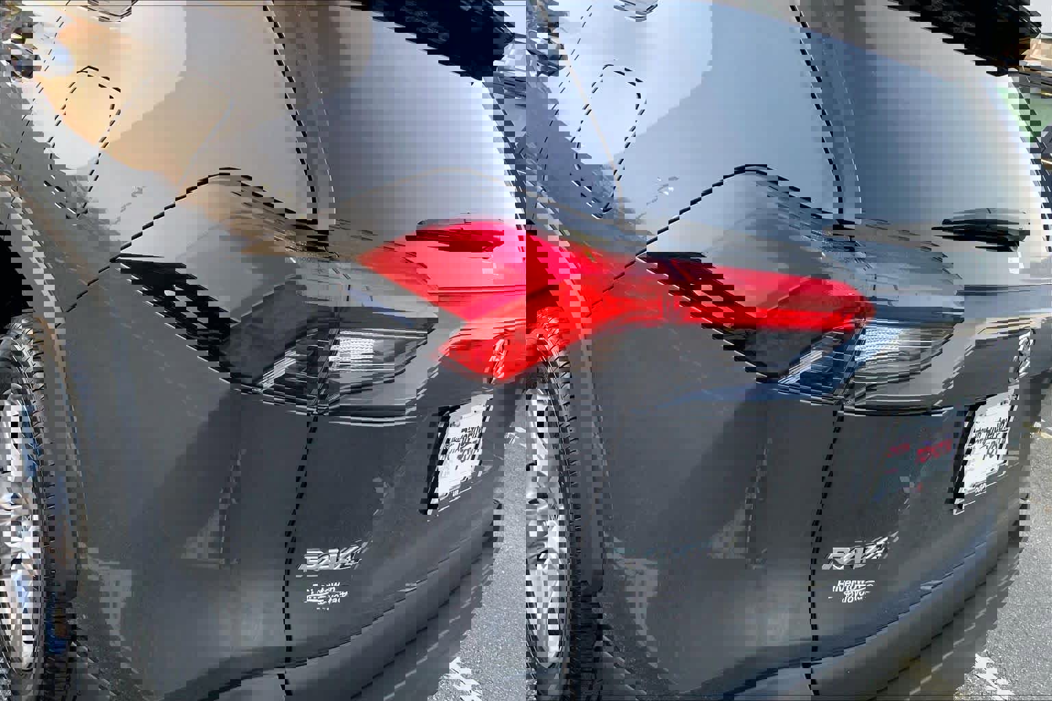 Used 2025 Toyota RAV4 XLE w/ Convenience Package image 27