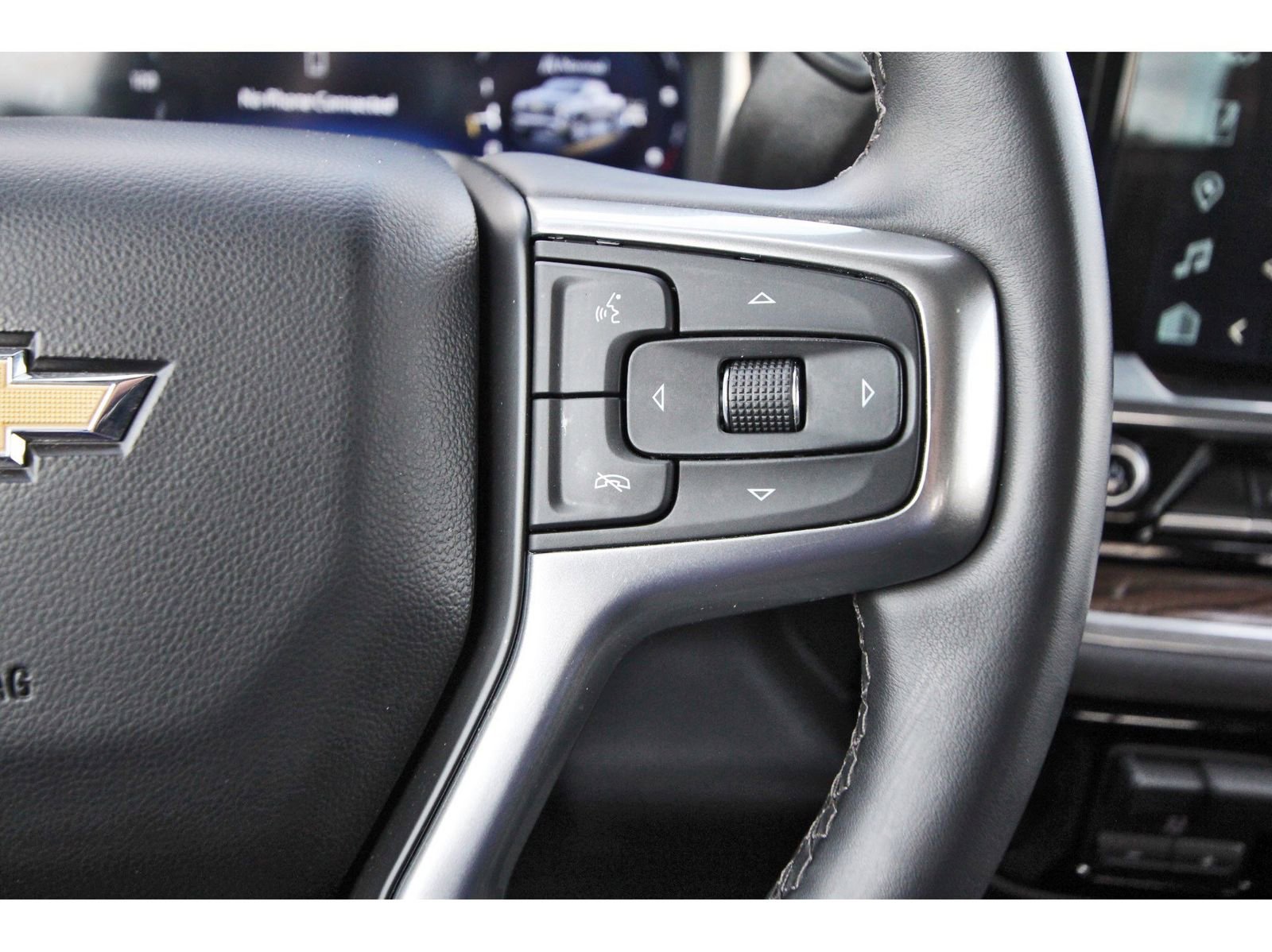 Used 2024 Chevrolet Silverado 1500 LT w/ Z71 Off-Road Package image 19