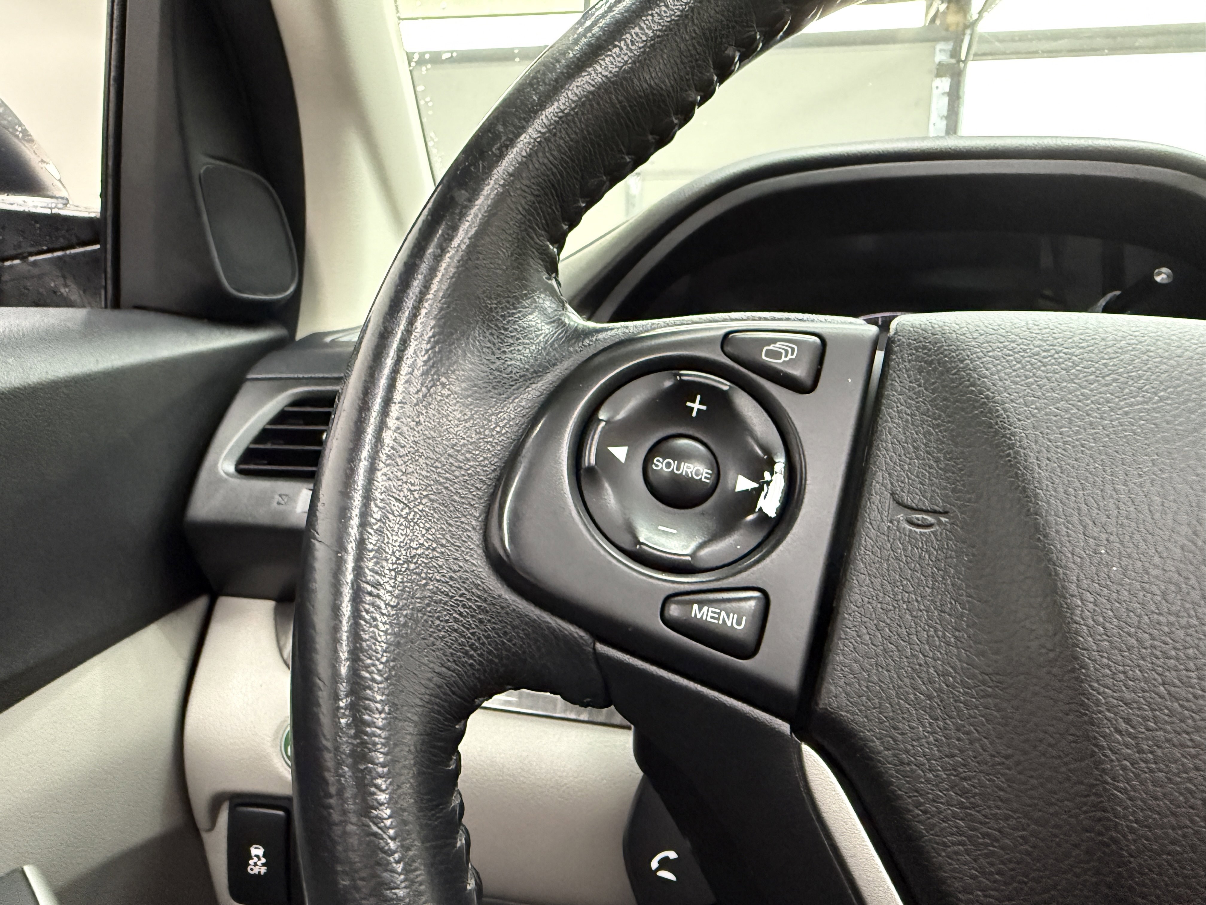 Used 2014 Honda CR-V EX-L image 15