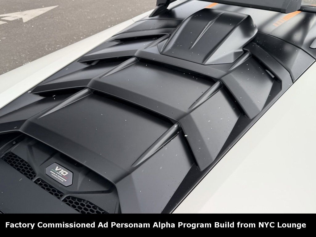 Used 2024 Lamborghini Huracan Sterrato image 27