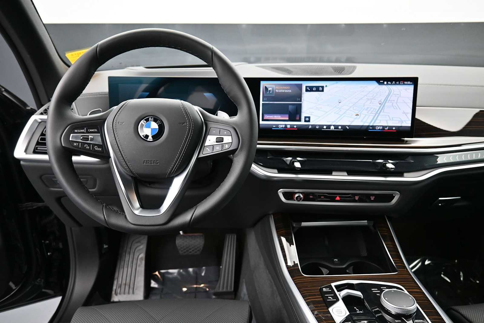 Used 2026 BMW X5 xDrive40i w/ Climate Comfort Package AWD/4WD image 15