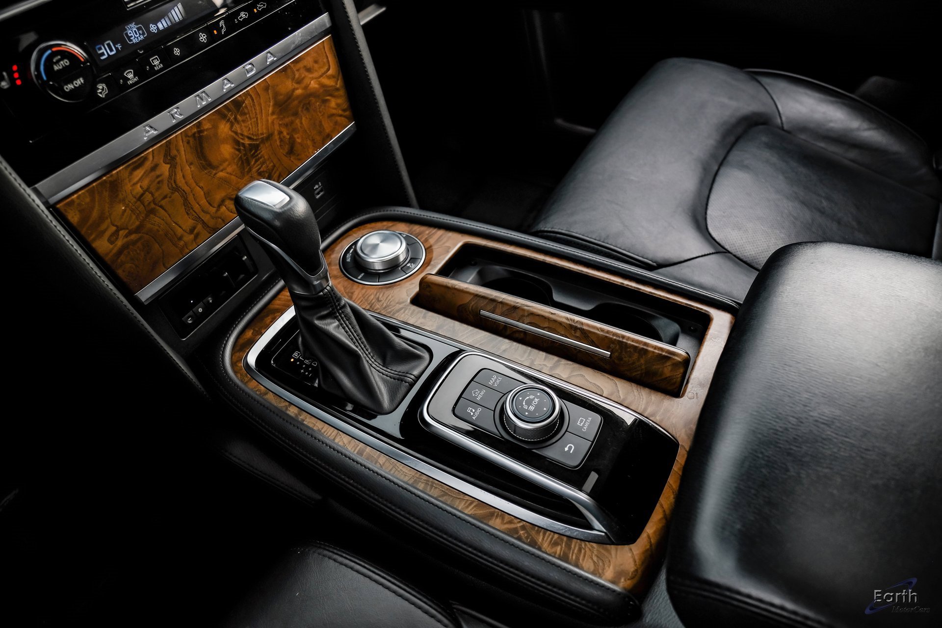 Used 2021 Nissan Armada SL w/ Captain's Chairs Package image 50