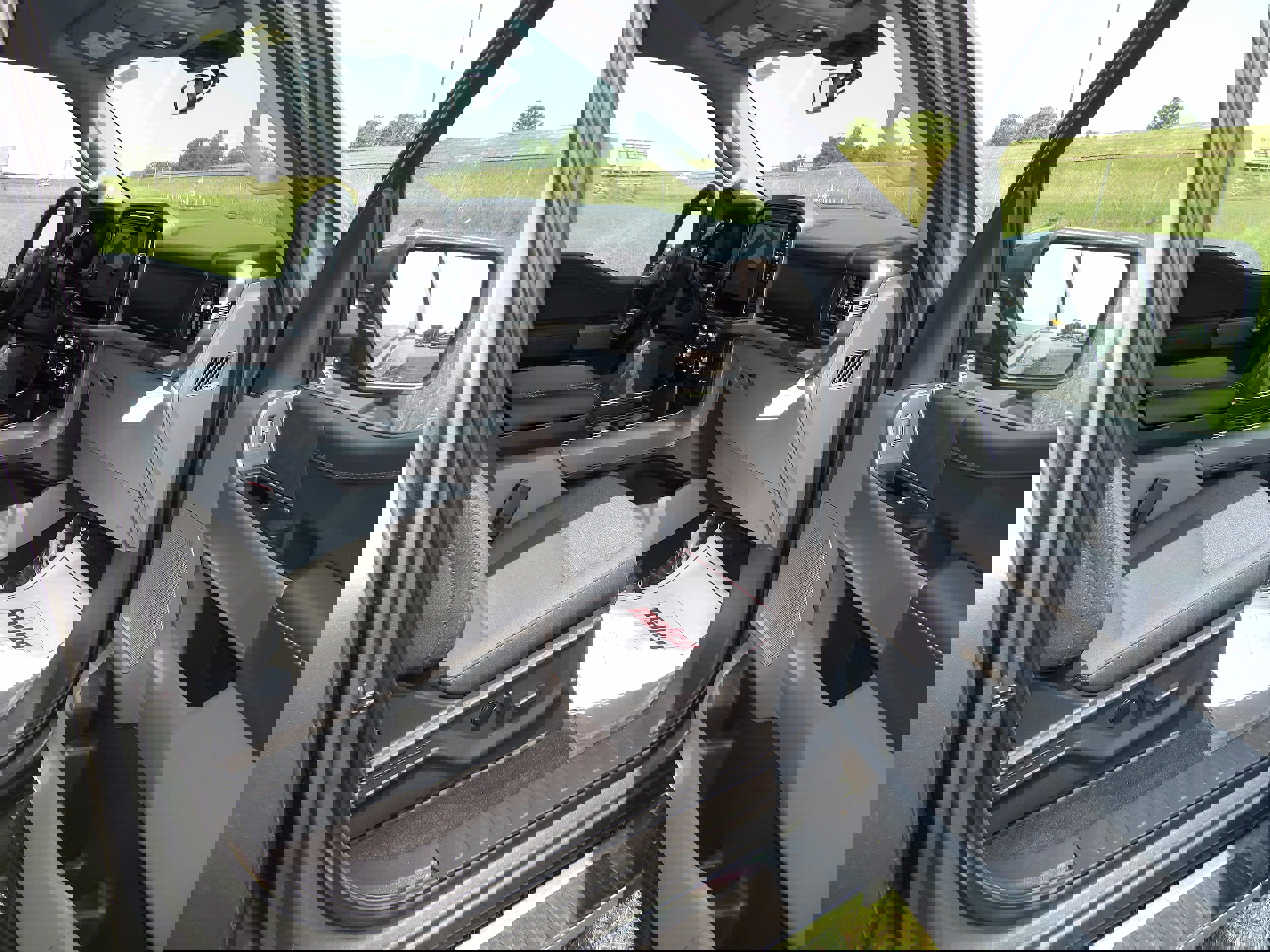 New 2025 Ford F150 XLT w/ Equipment Group 303A High image 10