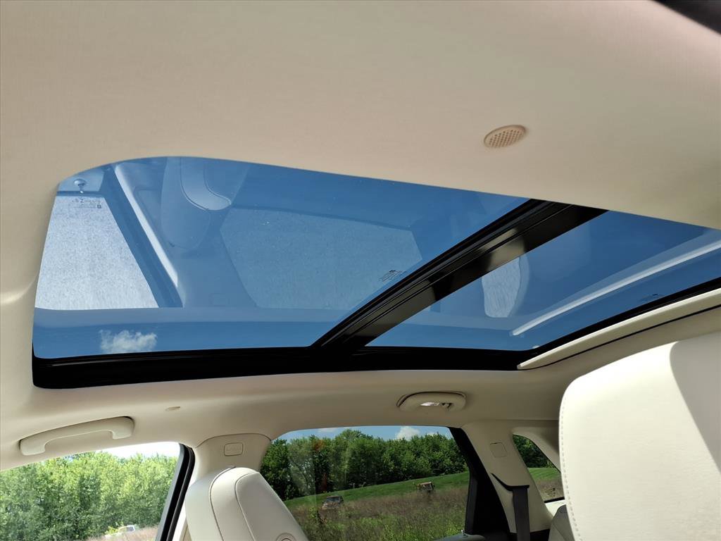 Used 2019 Cadillac XT5 Luxury FWD image 23