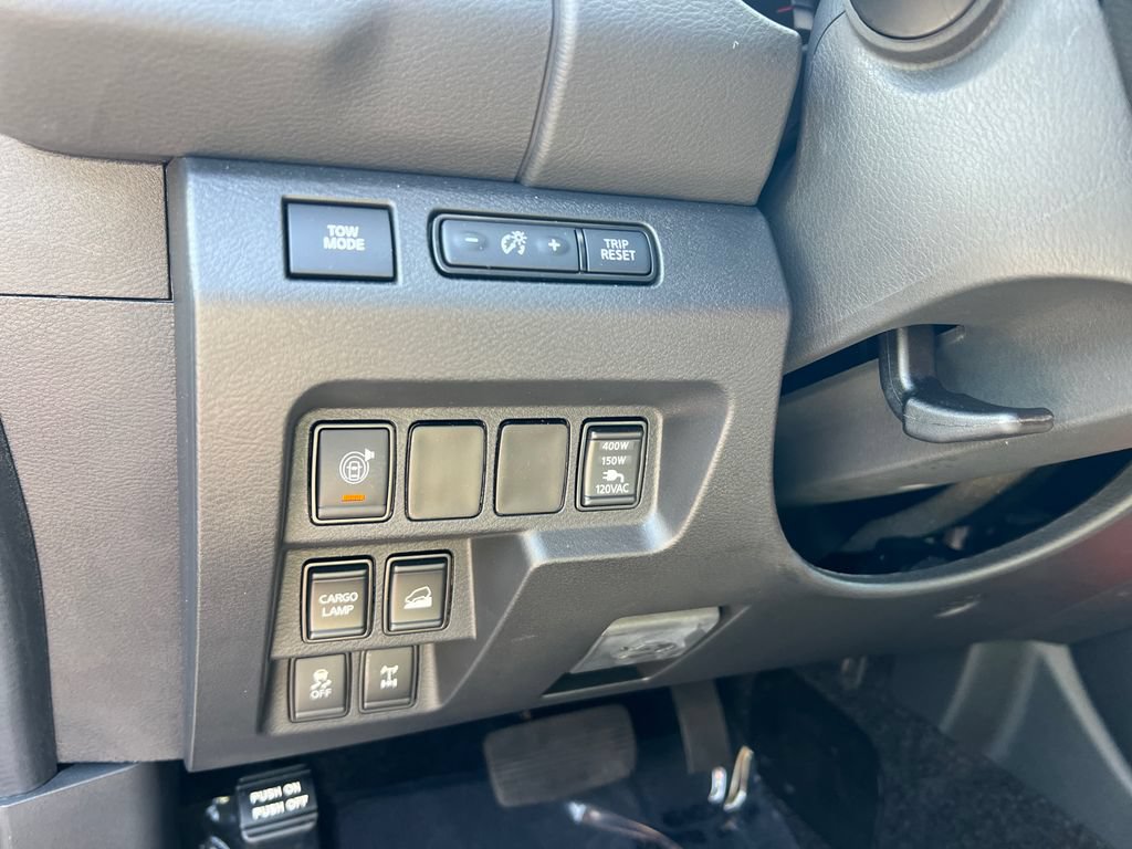 Used 2025 Nissan Frontier PRO-4X w/ Pro Premium Package AWD/4WD image 32