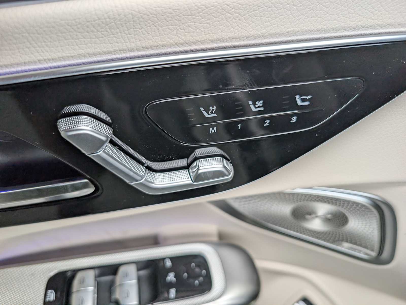 New 2026 Mercedes-Benz CLE 450 4MATIC Cabriolet image 31