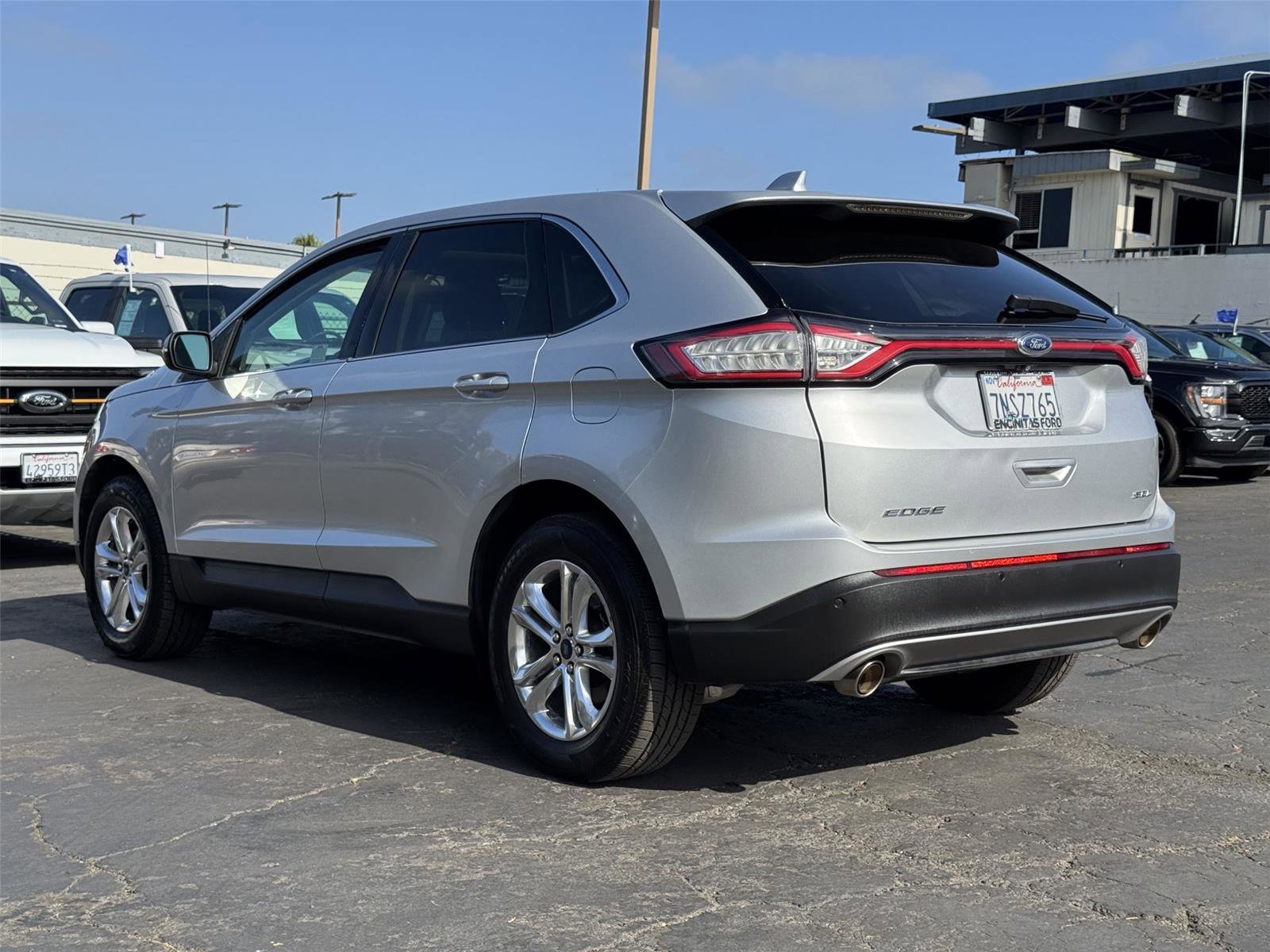 Used 2015 Ford Edge SEL w/ Equipment Group 201A FWD image 10