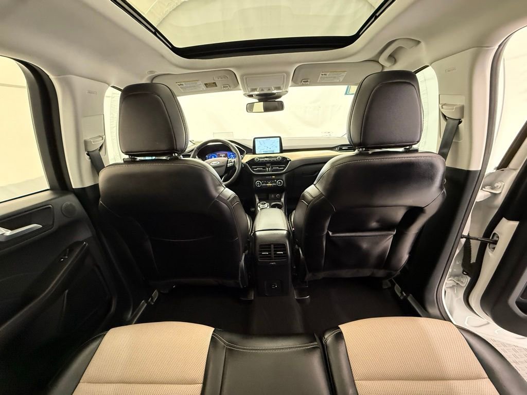 Used 2021 Ford Escape Titanium w/ Titanium Elite Package image 31