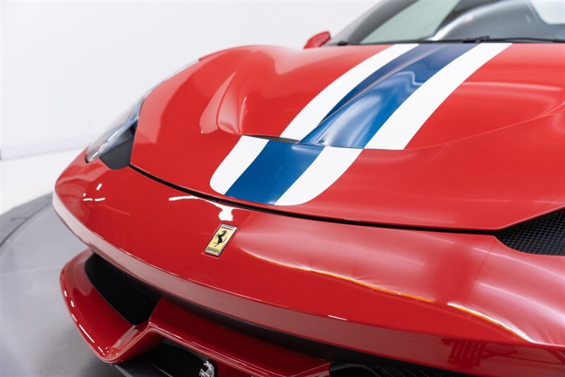 Used 2015 Ferrari 458 Speciale Coupe RWD image 21