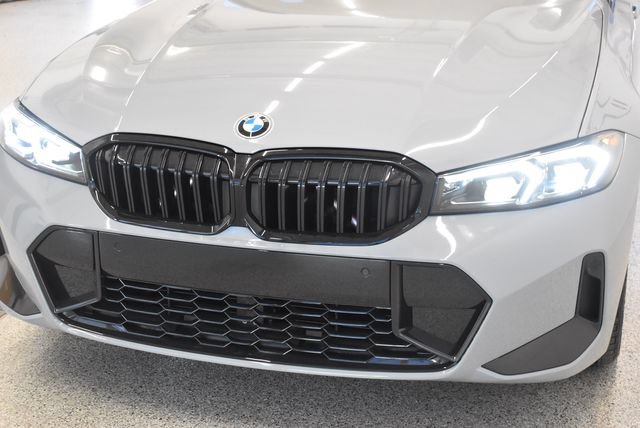 New 2026 BMW 330i xDrive Sedan w/ M Sport Package AWD/4WD image 14