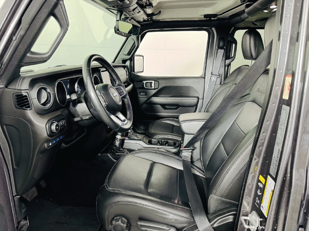 Used 2021 Jeep Wrangler Unlimited Sahara AWD/4WD image 6