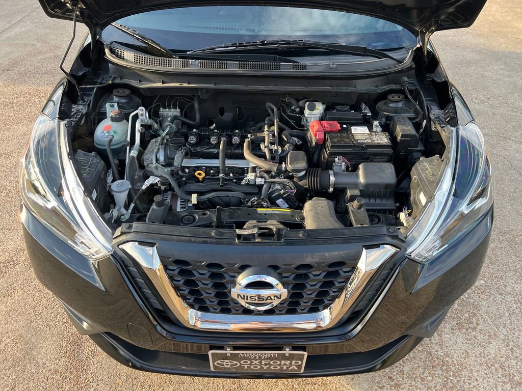 Used 2019 Nissan Kicks SR w/ SR Premium Package FWD image 19
