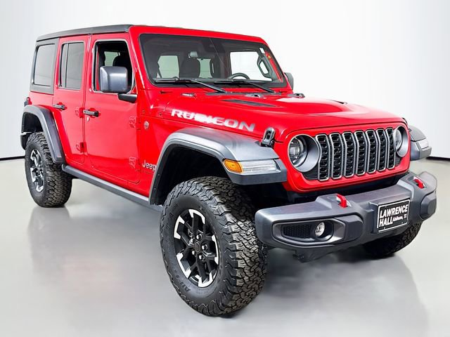 Used 2025 Jeep Wrangler Unlimited Rubicon AWD/4WD image 3