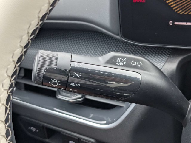 New 2026 Kia K4 GT-Line FWD image 25