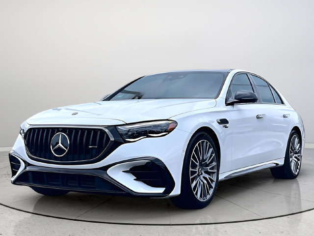 New 2026 Mercedes-Benz E 53 AMG e 4MATIC Sedan image 3