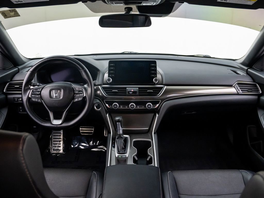 Certified 2018 Honda Accord Sport image 11