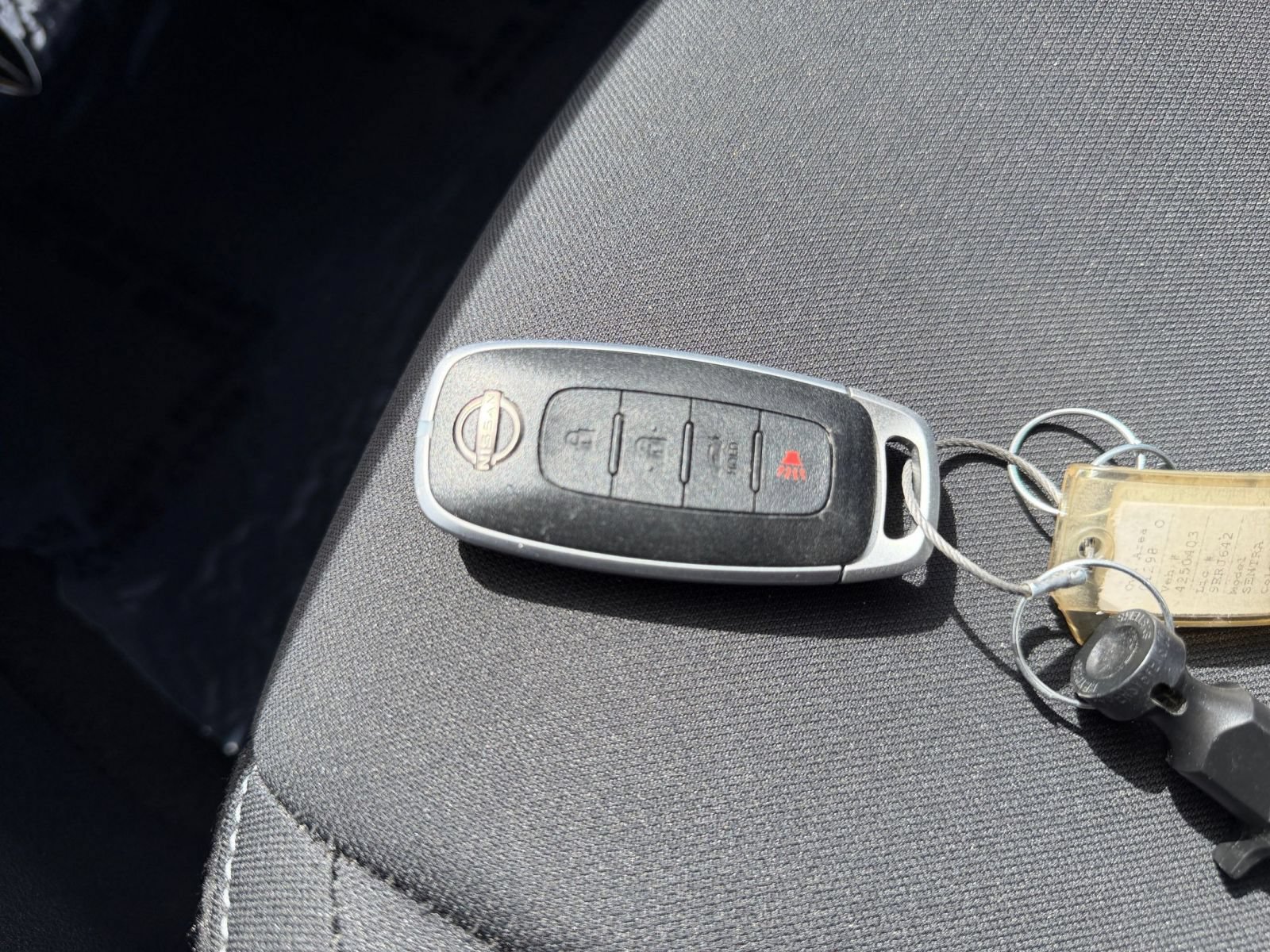 Used 2025 Nissan Sentra SV FWD image 21