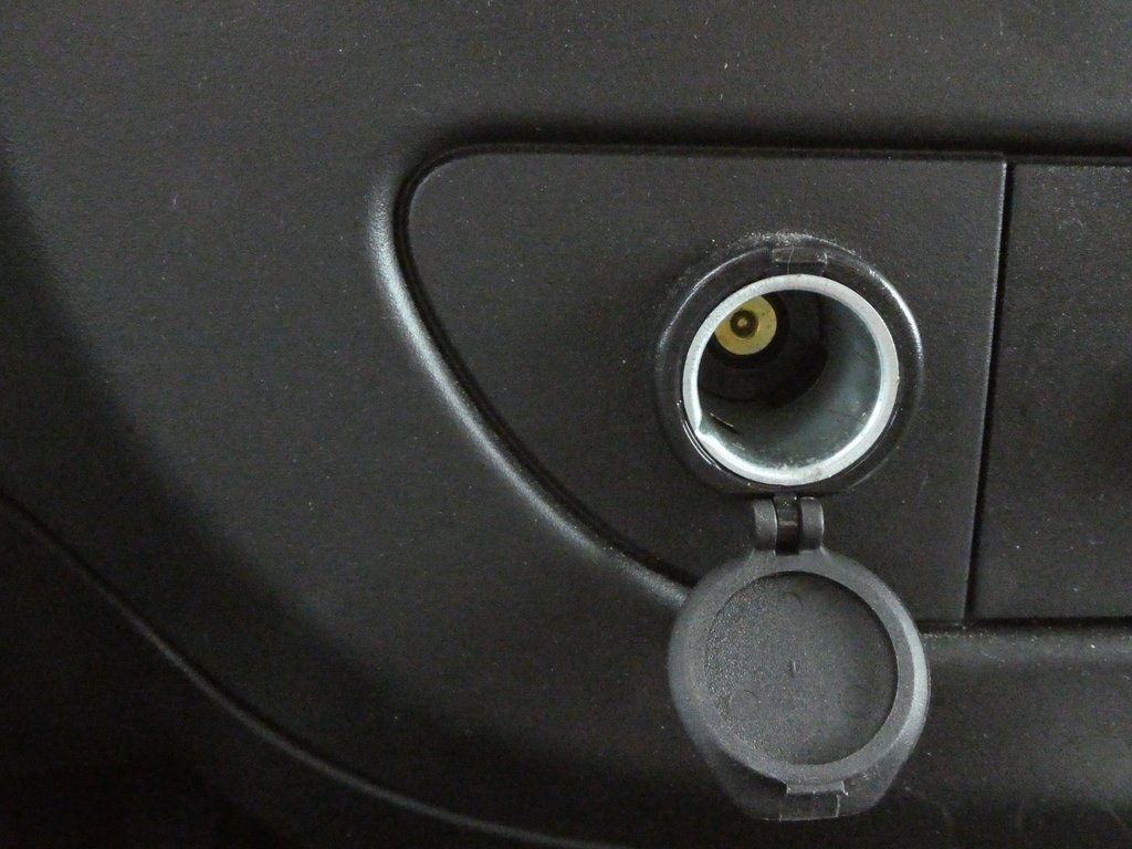 Used 2024 Chevrolet Express 2500 w/ Driver Convenience Package image 13