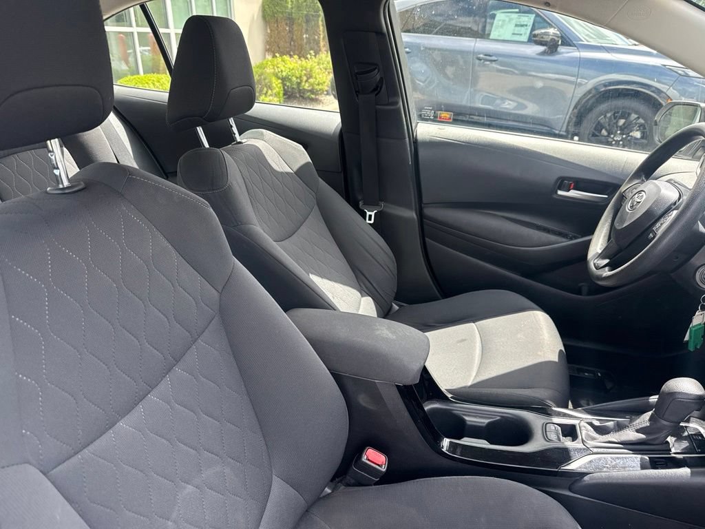Used 2020 Toyota Corolla LE FWD image 30
