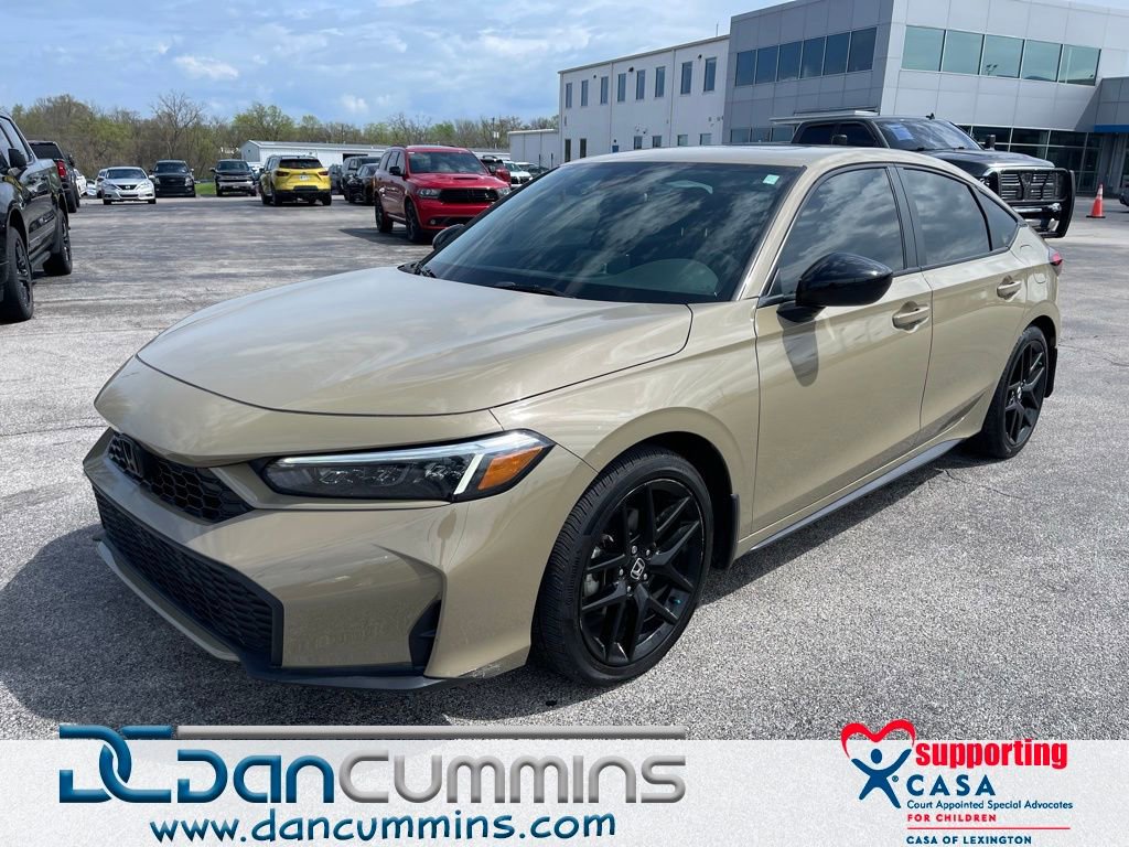 Used 2025 Honda Civic Sport image 1