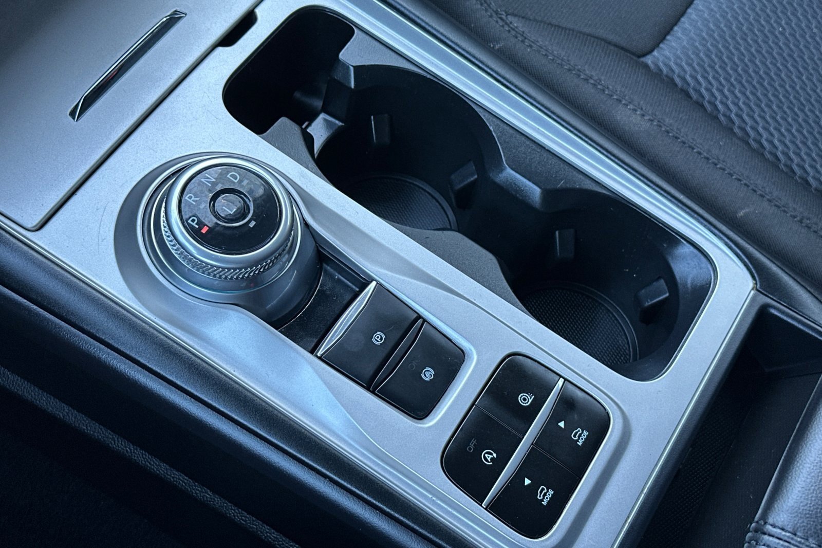 Used 2024 Ford Explorer XLT image 22