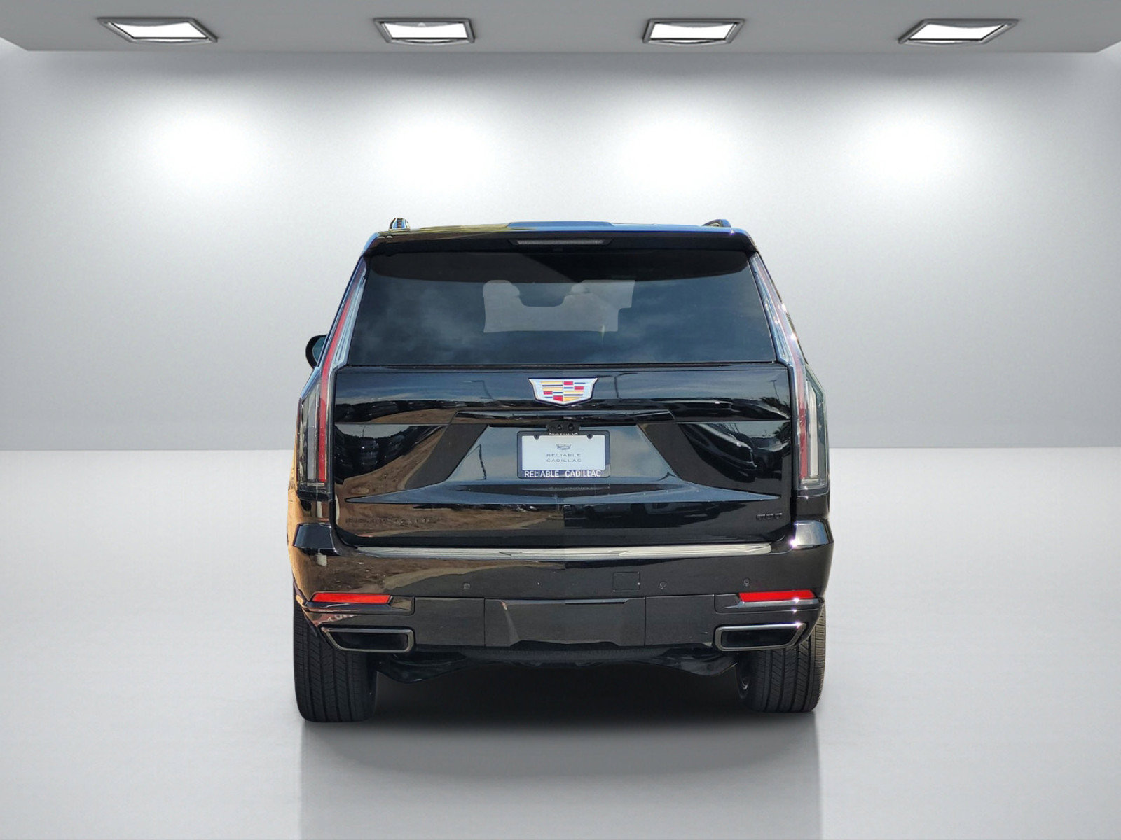 New 2026 Cadillac Escalade Platinum Sport w/ LPO, ONYX Package AWD/4WD image 5