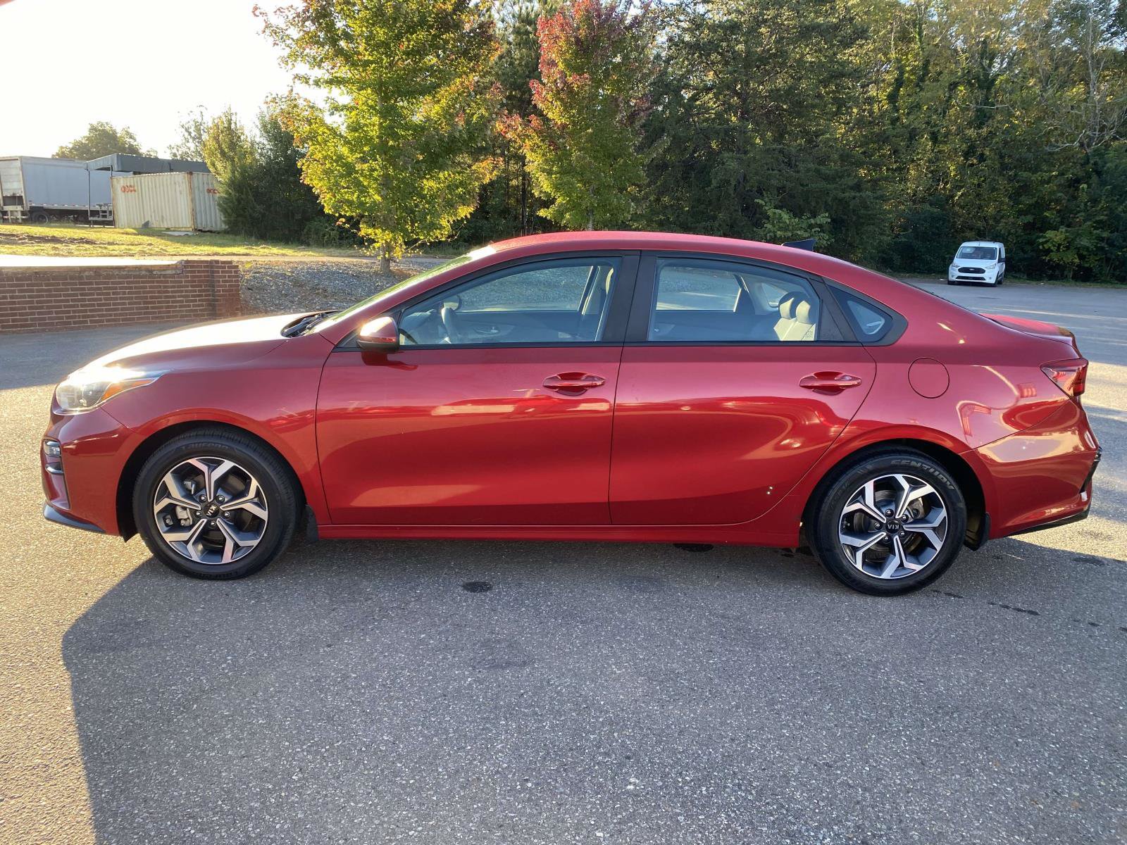 Used 2019 Kia Forte LXS FWD image 6