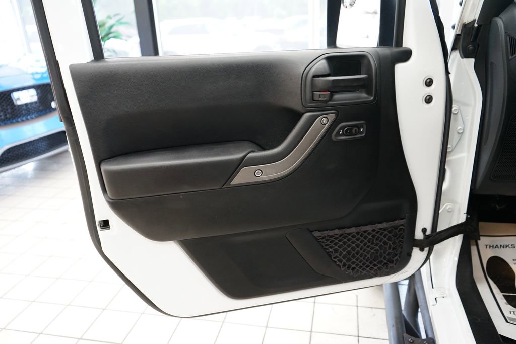 Used 2017 Jeep Wrangler Sport AWD/4WD image 21