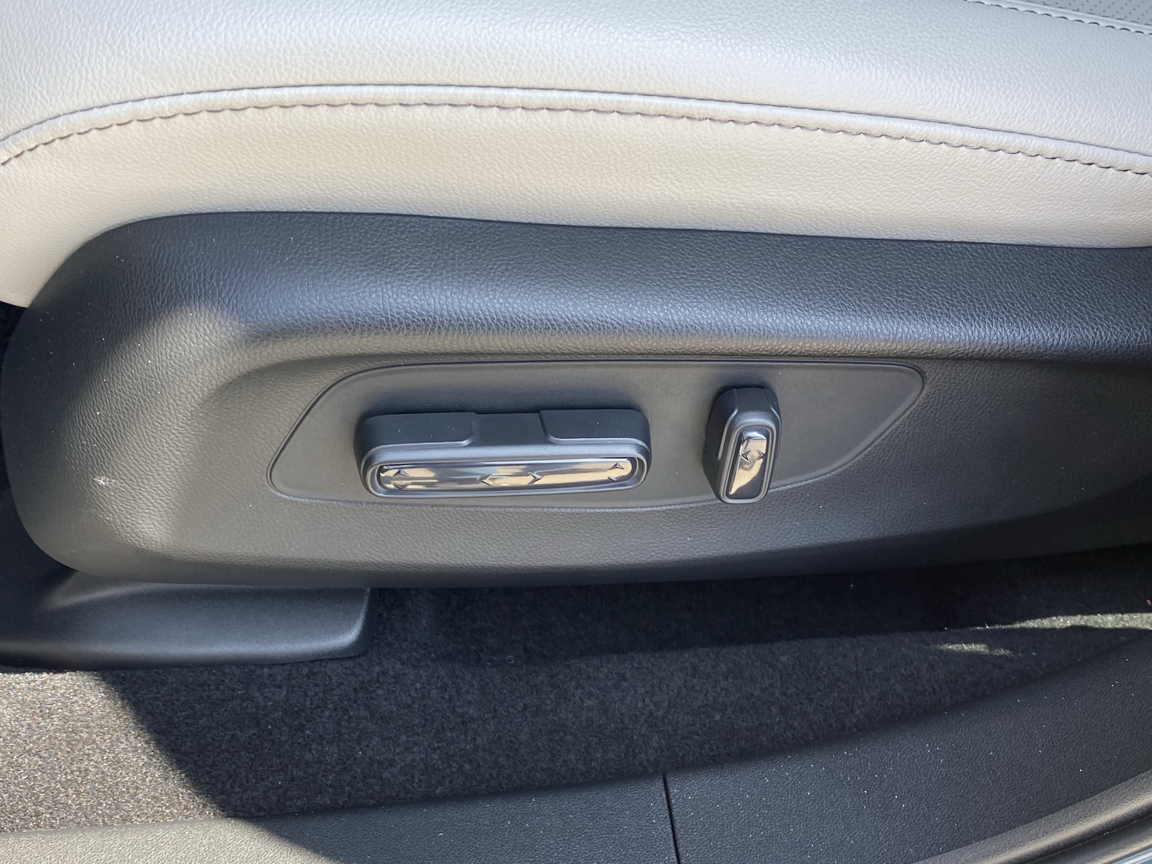 Used 2026 Honda HR-V EX-L image 16