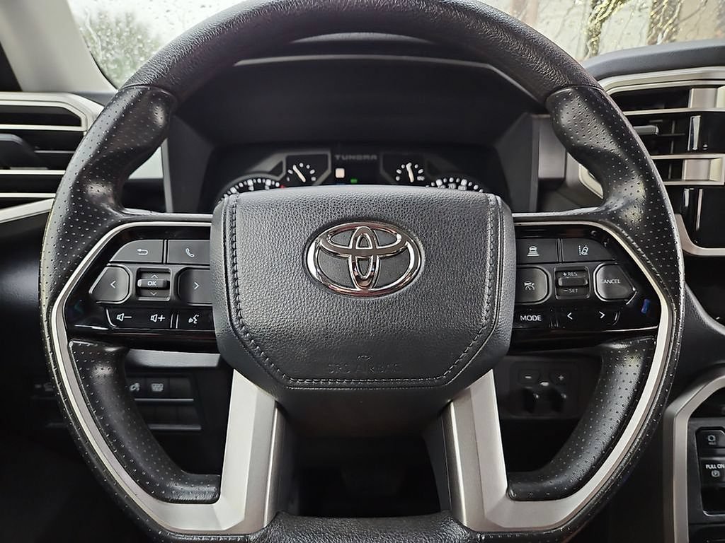 Used 2022 Toyota Tundra SR5 AWD/4WD image 30
